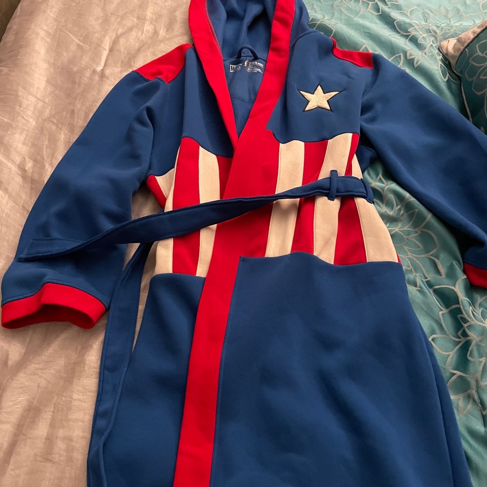Marvel Captain America Bath Robe